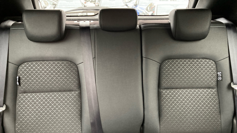 Nissan Juke 1.0 DiG-T 114 N-Connecta 5dr Petrol Hatchback